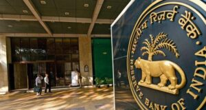 RBI placces bank holidays into three separate brackets.